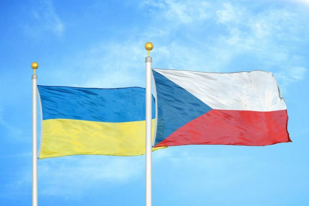 У Чехії продовжили програми підготовки українських військових до кінця 2024 року У Чехії продовжили програми підготовки українських військових до кінця 2024 року