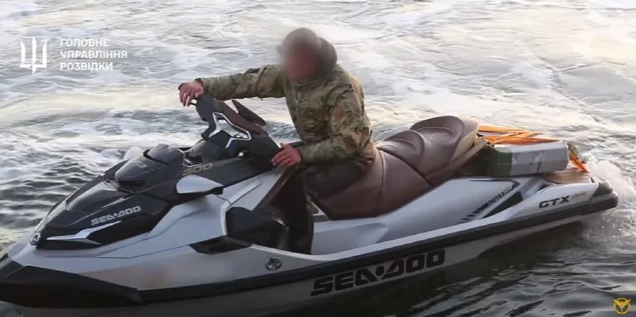 ГУР показало унікальні кадри підготовки та реалізації рейдів на територію тимчасово окупованого Криму (ВІДЕО)