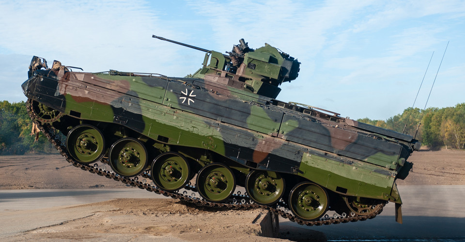 Новий пакет військової допомоги Україні від Німеччини: БМП Marder, тягачі та снаряди