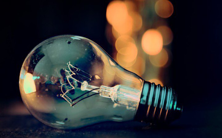 Завтра в Украине могут ограничить снабжение электроэнергией бизнеса. Когда именно Завтра в Украине могут ограничить снабжение электроэнергией бизнеса. Когда именно