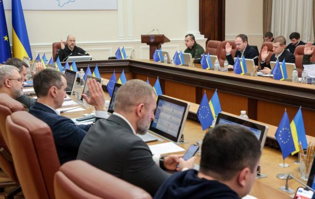 КМУ принял решение для поддержки регионов. На какие направления предусмотрено дотацию