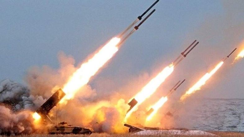З початку березня російські окупанти застосували проти України 130 ракет та понад 320 «шахедів» З початку березня російські окупанти застосували проти України 130 ракет та понад 320 «шахедів»
