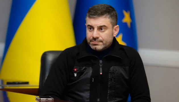 Зауважень аж 9 сторінок. Омбудсмен заявив про «суперечливі норми» у новому законопроєкті про мобілізацію Зауважень аж 9 сторінок. Омбудсмен заявив про «суперечливі норми» у новому законопроєкті про мобілізацію