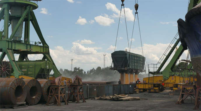 Термінал НІБУЛОНу на Дунаї перевалив 2 млн тонн зерна Термінал НІБУЛОНу на Дунаї перевалив 2 млн тонн зерна