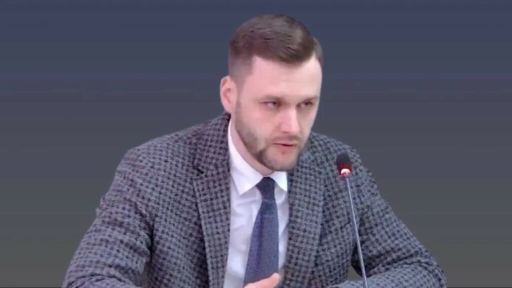 Кабмин назначил детектива НАБУ Виктора Павлущика главой НАПК