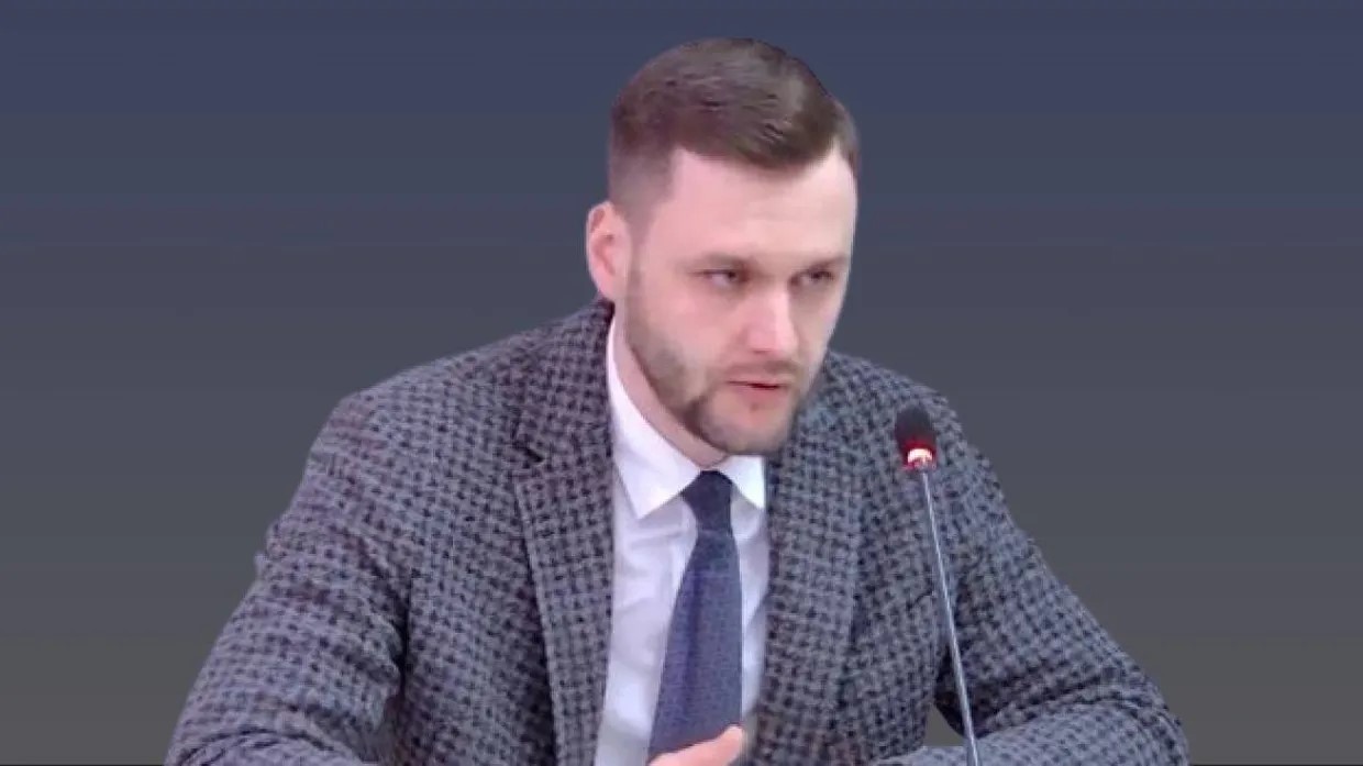 Кабмин назначил детектива НАБУ Виктора Павлущика главой НАПК Кабмин назначил детектива НАБУ Виктора Павлущика главой НАПК