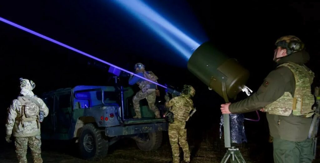 Російські окупанти вночі запустили по регіонах країни 15 «шахедів»