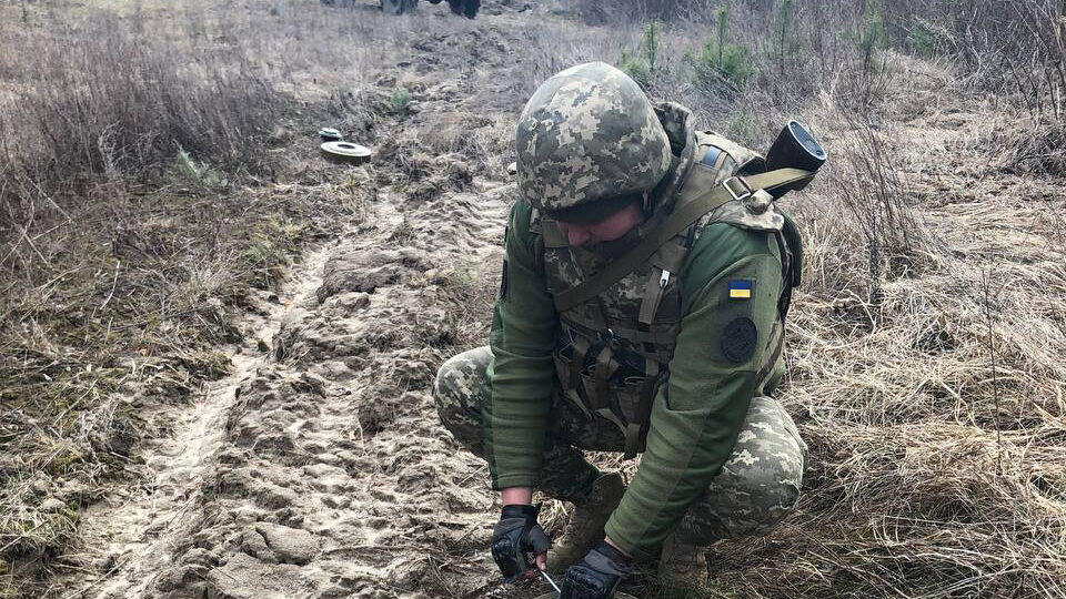 Цифра дня: 282 группы разминирования подразделений Минобороны работают над очисткой деоккупированных территорий Украины Цифра дня: 282 группы разминирования подразделений Минобороны работают над очисткой деоккупированных территорий Украины