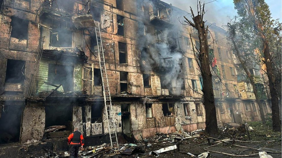 12 дітей постраждали, майже 400 квартир пошкоджено – наслідки атаки росіян по Кривому Рогу 12 дітей постраждали, майже 400 квартир пошкоджено – наслідки атаки росіян по Кривому Рогу