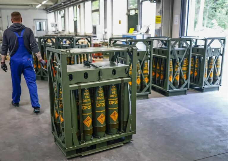 Німеччина передала Україні нову партію військової допомоги: машини розмінування, снаряди, гвинтівки та дрони Німеччина передала Україні нову партію військової допомоги: машини розмінування, снаряди, гвинтівки та дрони