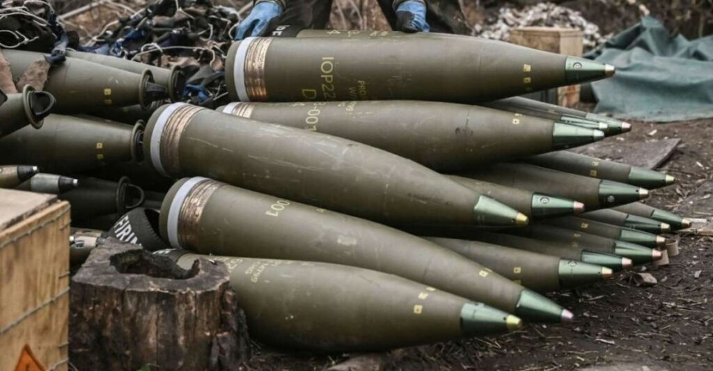 В 2023 году Украина использовала 3 млн снарядов, половина — 155 мм — полковник ВСУ