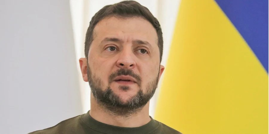 Зеленский перенес международные мероприятия из-за ситуации на фронте Зеленский перенес международные мероприятия из-за ситуации на фронте