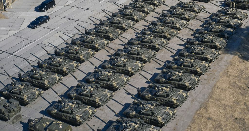 В Україні скоротили термін кодифікації озброєння та військової техніки В Україні скоротили термін кодифікації озброєння та військової техніки