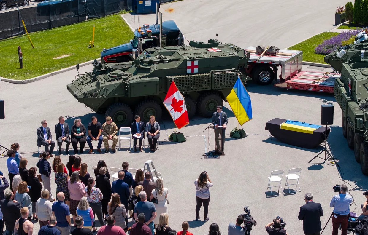 Канада передает Украине первые бронетранспортеры из 50 обещанных – Минобороны страны Канада передает Украине первые бронетранспортеры из 50 обещанных – Минобороны страны