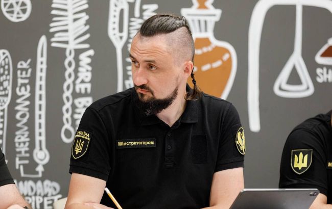 Украина имеет беспилотники и ракеты, которые могут лететь на 1500 км вглубь России — Камышин Украина имеет беспилотники и ракеты, которые могут лететь на 1500 км вглубь России — Камышин