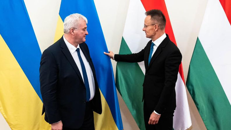 Україна та Угорщина відзначили позитивну динаміку у вирішенні питання нацменшин Україна та Угорщина відзначили позитивну динаміку у вирішенні питання нацменшин