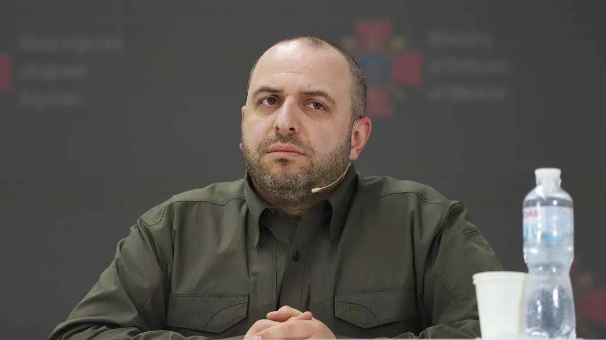 Умеров просит Кабмин уволить четырех его заместителей