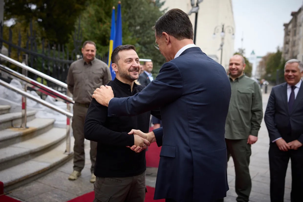 Новый генсек НАТО приехал в Киев и встретился с Зеленским