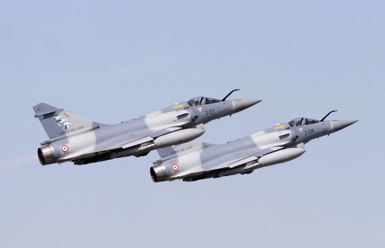 Франция передаст Украине обновленные истребители Mirage 2000 в первой половине 2025 года Франция передаст Украине обновленные истребители Mirage 2000 в первой половине 2025 года