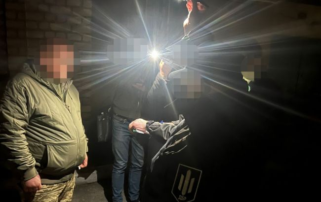 Отсрочка за талоны на горючее. На взятке задержали начальника Тернопольского РТЦК (ФОТО)