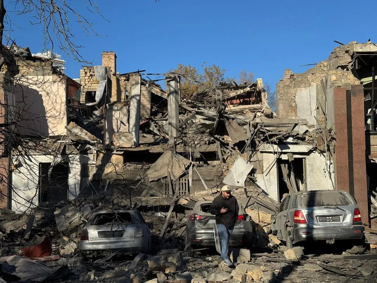 Росія завдала ракетного удару по Одесі. Є постраждалі та руйнування (ФОТО)