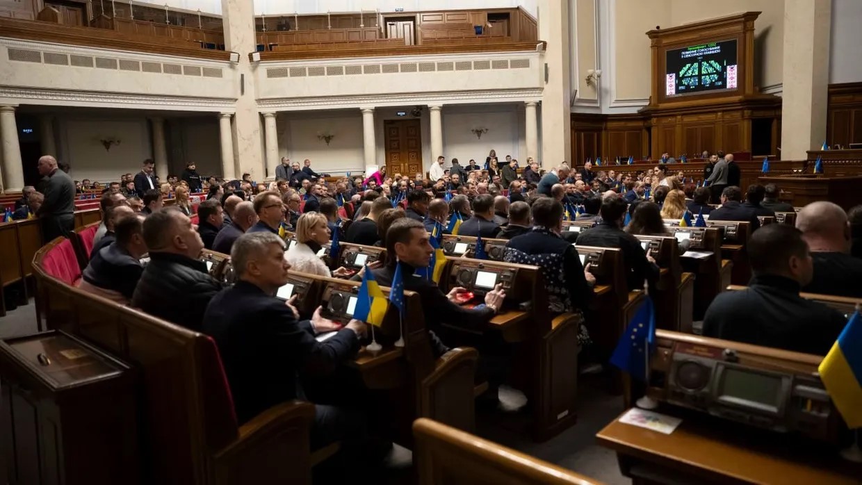 Рада приняла законопроекты о введении суда присяжных в Украине