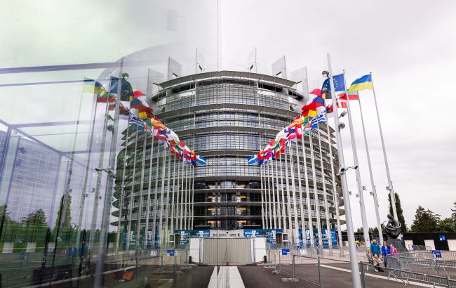 У ЄС звинуватили Росію у фальсифікації історії: Європарламент готує резолюцію У ЄС звинуватили Росію у фальсифікації історії: Європарламент готує резолюцію