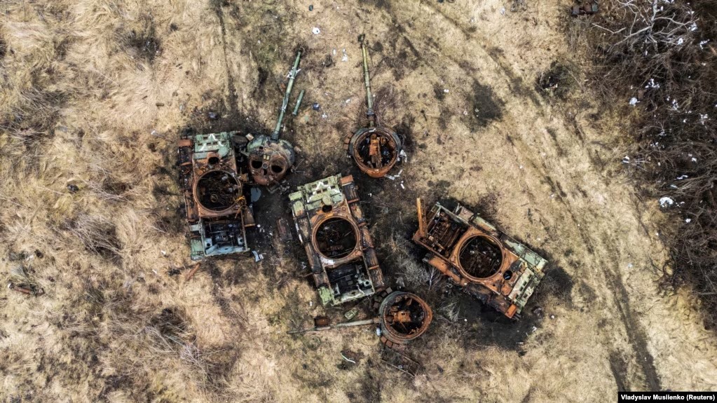 За добу ліквідовано ще 1350 російських окупантів За добу ліквідовано ще 1350 російських окупантів
