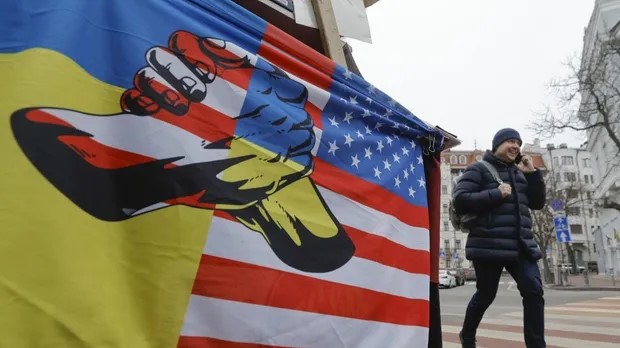 США призупинили ключову програму для українських біженців U4U США призупинили ключову програму для українських біженців U4U
