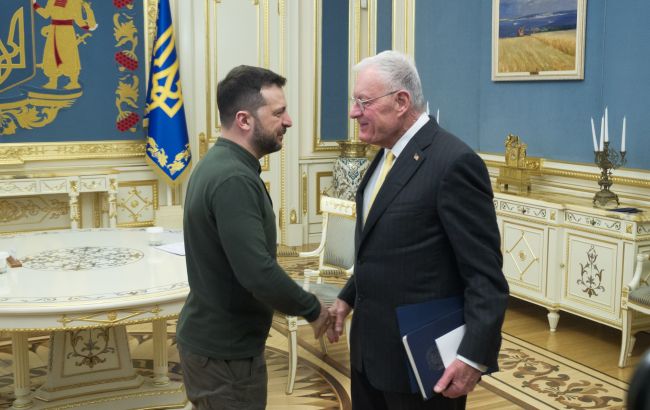 Встреча Зеленского с Келлогом прошла без заявлений для прессы по просьбе США — Никифоров Встреча Зеленского с Келлогом прошла без заявлений для прессы по просьбе США — Никифоров