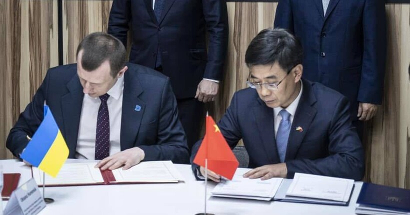 Україна та Китай підписали угоду про розширення переліку українського аграрного експорту Україна та Китай підписали угоду про розширення переліку українського аграрного експорту