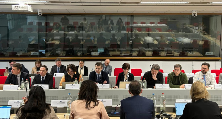 Україна успішно пройшла скринінг ЄС щодо вільного руху товарів Україна успішно пройшла скринінг ЄС щодо вільного руху товарів