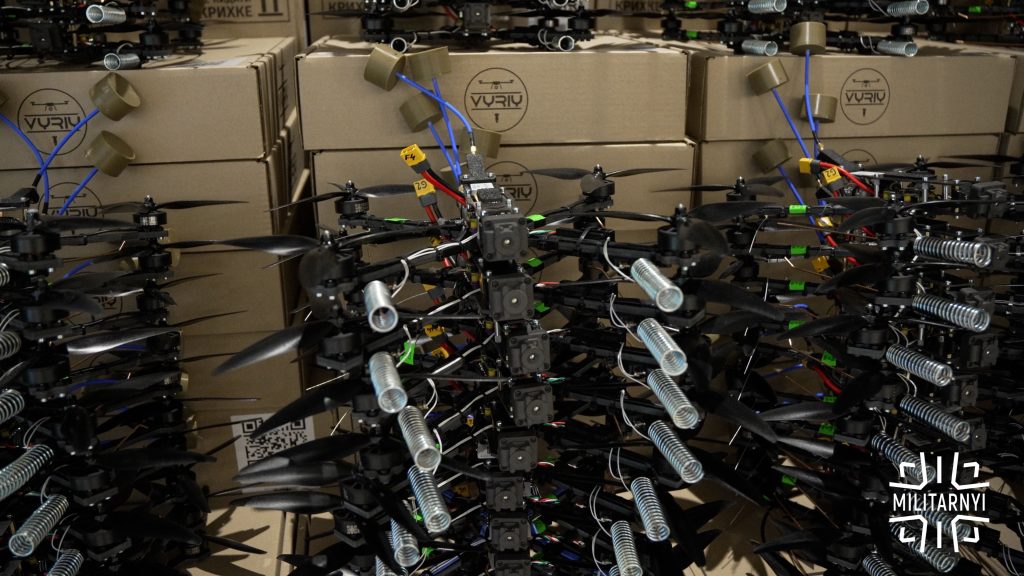 Компанія Vyriy Drone вперше випустила 1000 FPV-дронів повністю українського виробництва Компанія Vyriy Drone вперше випустила 1000 FPV-дронів повністю українського виробництва