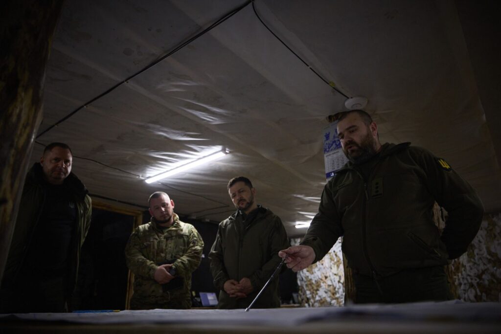 Президент України на Донеччині заслухав доповідь про ситуацію у зоні відповідальності 59-ї штурмової бригади