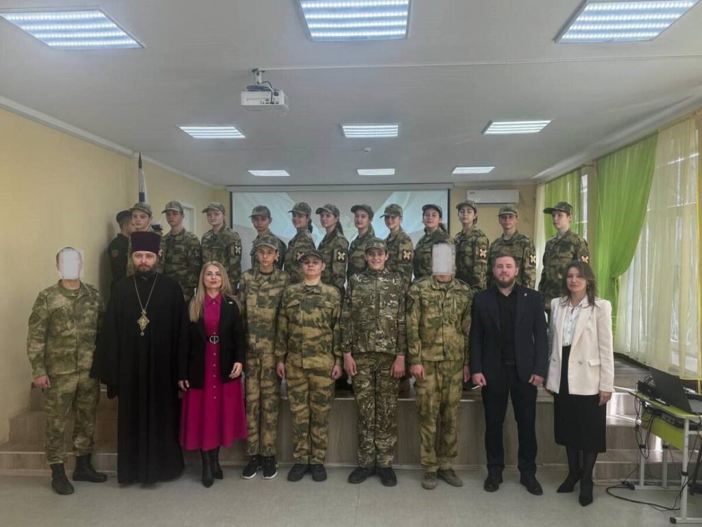 В Бердянську окупанти змушують школярів складати присягу російській армії