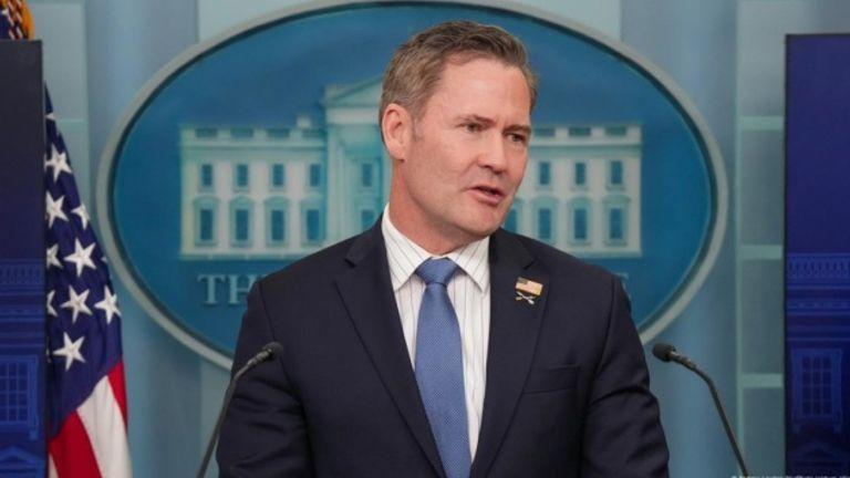 Радник Трампа Волтц і його заступник ідуть у відставку – CBS News