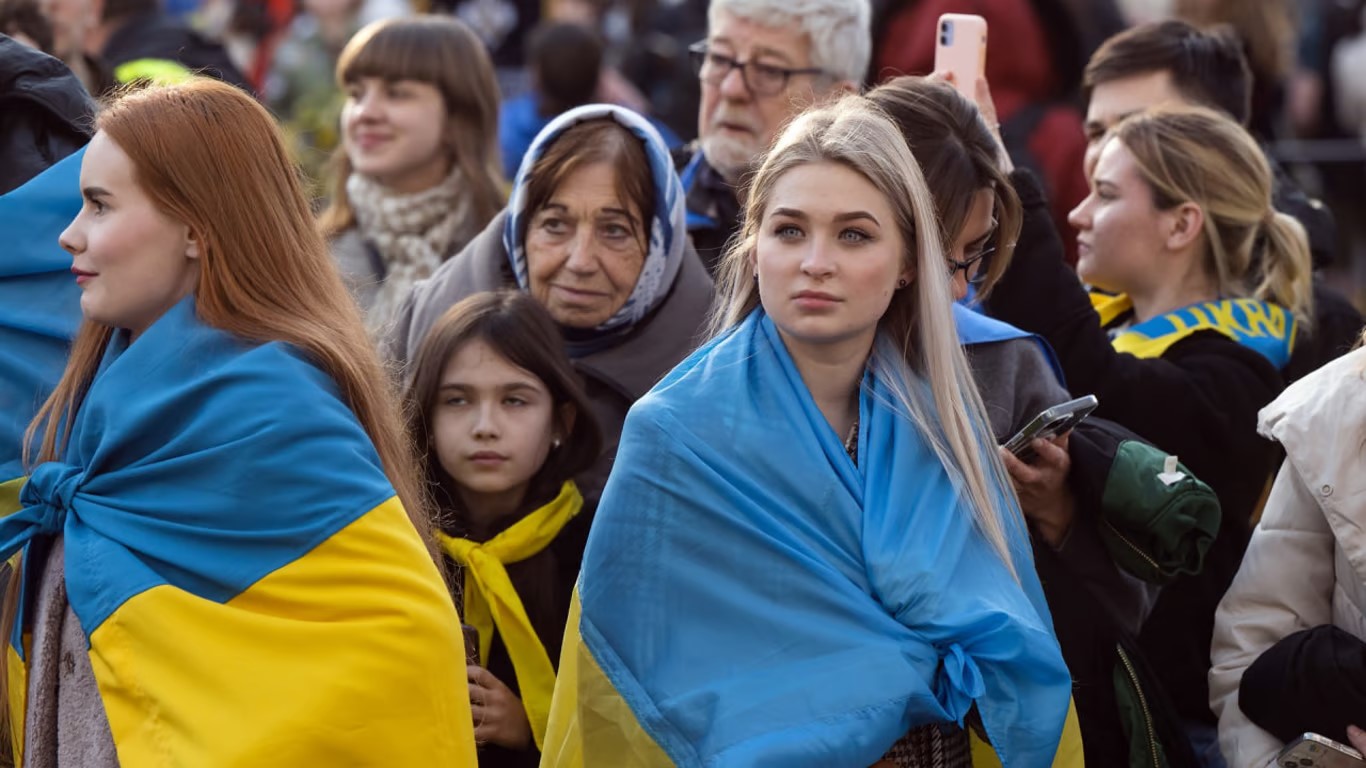 Доверие украинцев к институтам: что показывают социологические данные Доверие украинцев к институтам: что показывают социологические данные