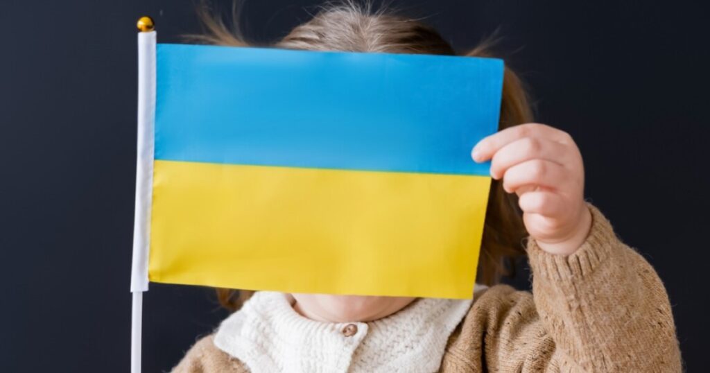 Отримають «підйомні». Держава виплачуватиме по 50 тисяч гривень дітям, які повертаються з окупації Отримають «підйомні». Держава виплачуватиме по 50 тисяч гривень дітям, які повертаються з окупації