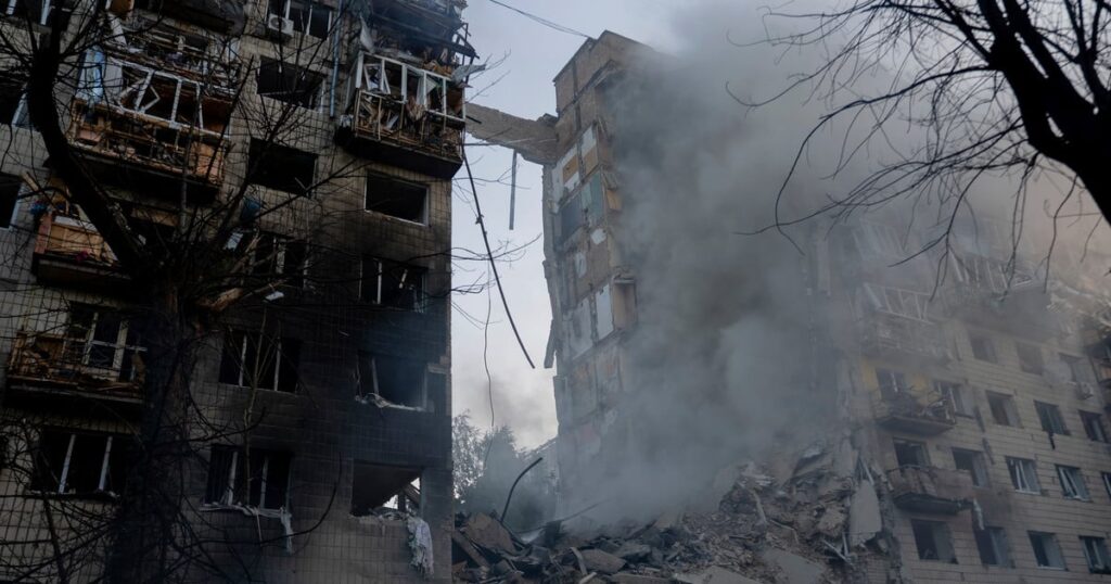 У Києві 18 червня оголосили Днем жалоби за загиблими внаслідок масованої атаки Росії