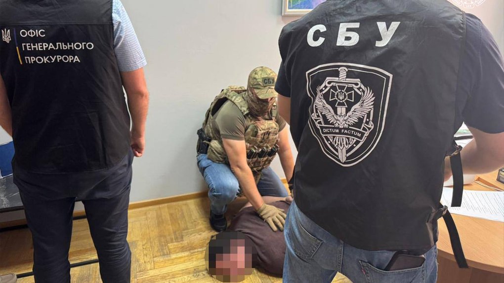 СБУ та Генпрокуратура проводять масштабні обшуки на митницях, – джерела СБУ та Генпрокуратура проводять масштабні обшуки на митницях, – джерела