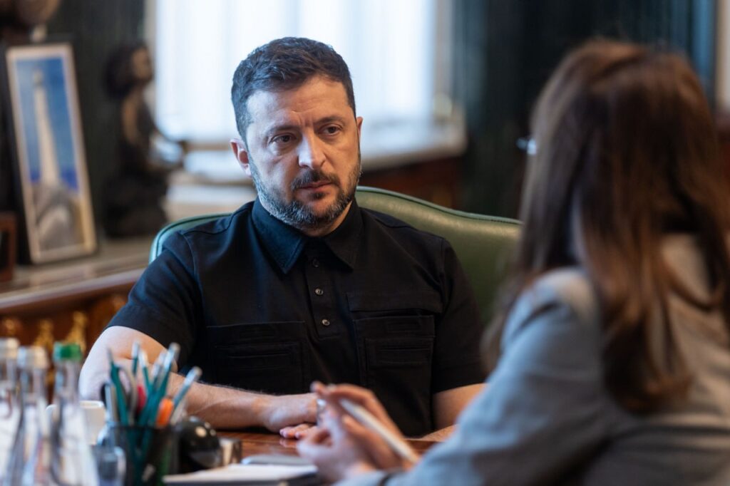 Зеленський представив «слугам народу» новий Кабмін: Свириденко очолить уряд, Шмигаль – міністр оборони