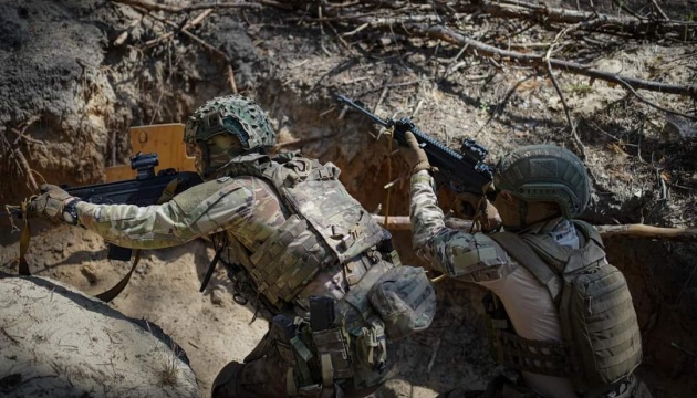 Сили оборони зупинили масований штурм біля Сіверська. Знищено 80 окупантів, поранено – 37 Сили оборони зупинили масований штурм біля Сіверська. Знищено 80 окупантів, поранено – 37
