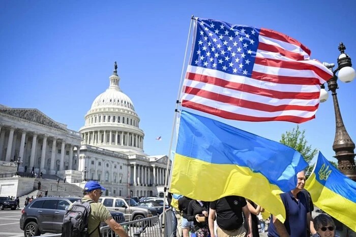 Частині українських біженців у США загрожує депортація – WSJ Частині українських біженців у США загрожує депортація – WSJ