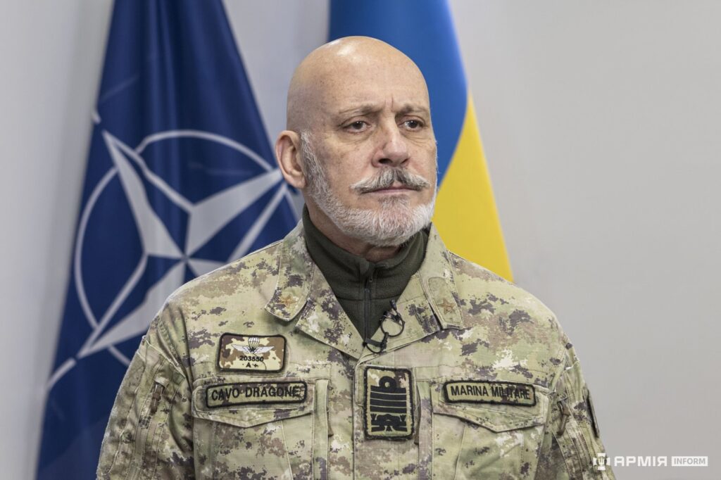 НАТО планує збільшувати військову допомогу Україні – голова Військового комітету