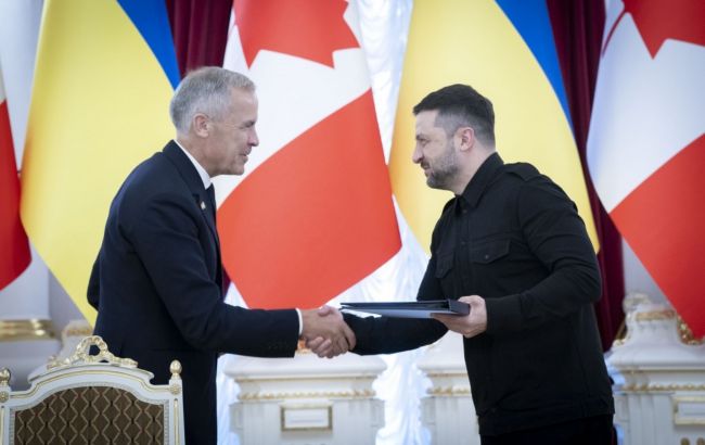 Україна підписала безпекову угоду з Канадою: вона включає фінансування виробництва зброї Україна підписала безпекову угоду з Канадою: вона включає фінансування виробництва зброї