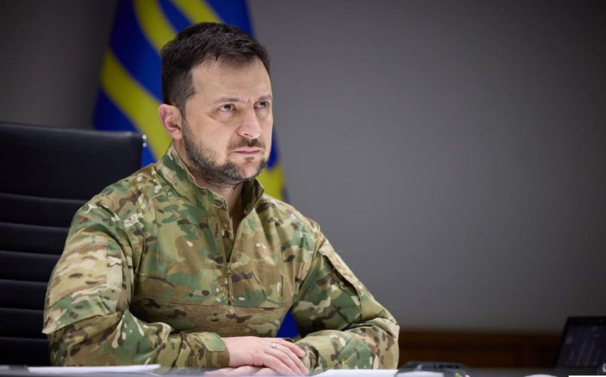 Захоплені мапи свідчать, що росіяни обманюють власне командування – Володимир Зеленський Захоплені мапи свідчать, що росіяни обманюють власне командування – Володимир Зеленський