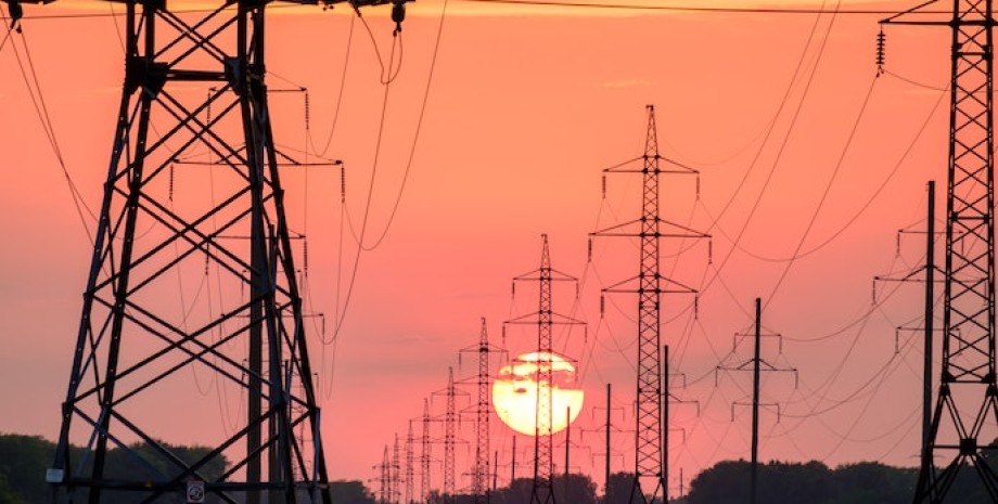 Україна вперше з осені 2025 року відновила експорт електроенергії до Європи