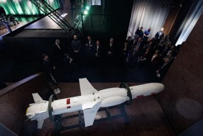 Володимир Зеленський: Україна вже застосовує ракети «Нептун» і «Фламінго» в парі