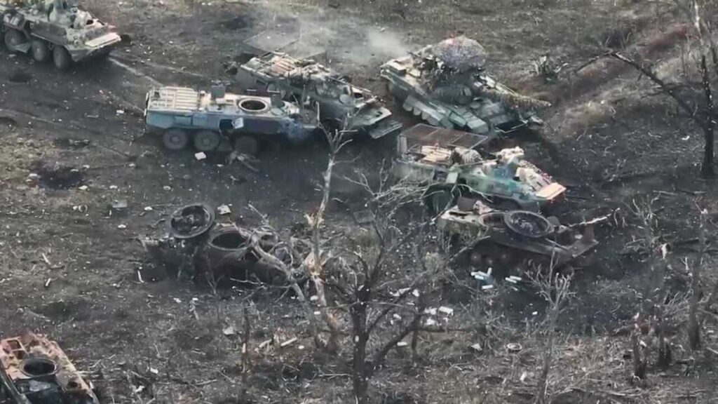 Минус 1130 оккупантов, 11 танков, 44 артсистемы. Генштаб ВСУ рассказал о грустных «достижениях» россиян на фронте Минус 1130 оккупантов, 11 танков, 44 артсистемы. Генштаб ВСУ рассказал о грустных «достижениях» россиян на фронте