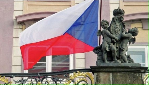 Чехія сигналізує про згортання військової допомоги Україні: зміна оборонних пріоритетів і тиск на бюджет Чехія сигналізує про згортання військової допомоги Україні: зміна оборонних пріоритетів і тиск на бюджет